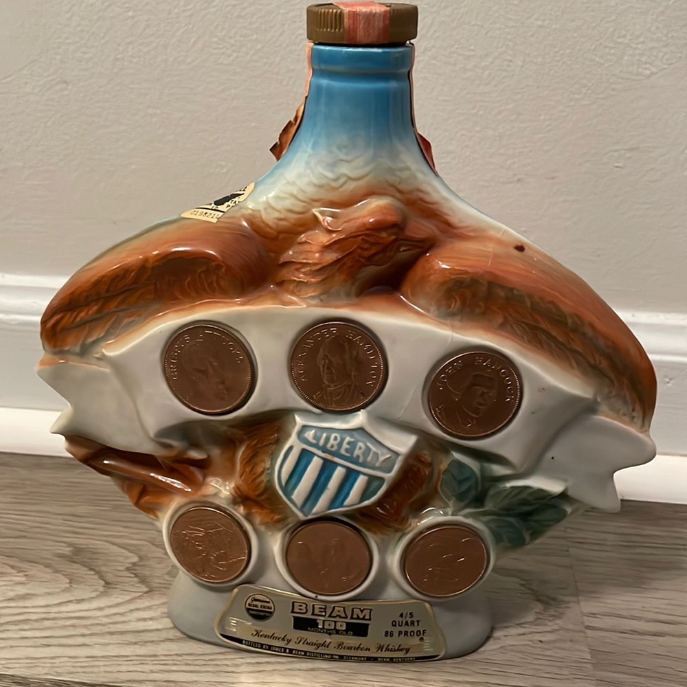 Vintage Jim Beam Liberty 1970 Decanter